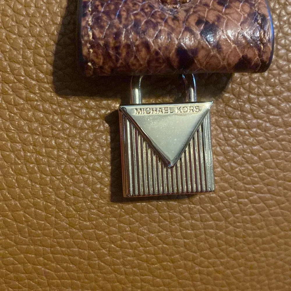 NWT Michael Kors Purse - Picture 3 of 12